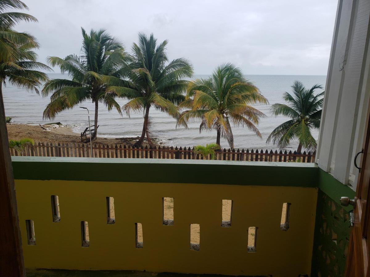Pal'S On The Beach - Dangriga, Belize Eksteriør bilde